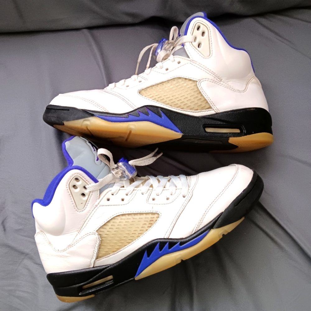 JORDAN Dark Concord 5's